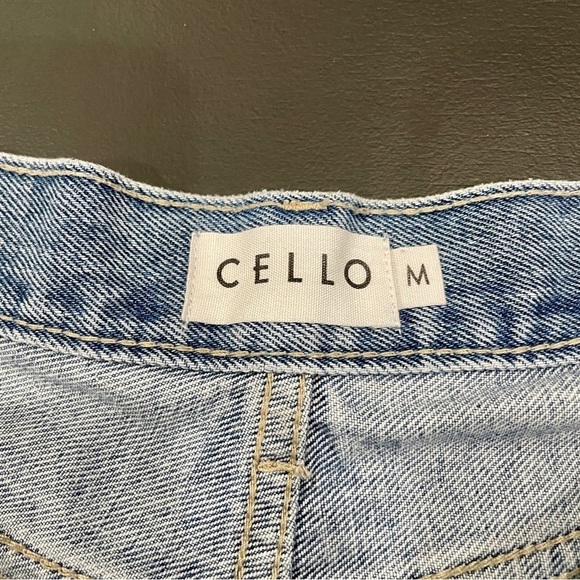 Cello High Waisted Two Toned Jean Shorts - Picture 6 of 12